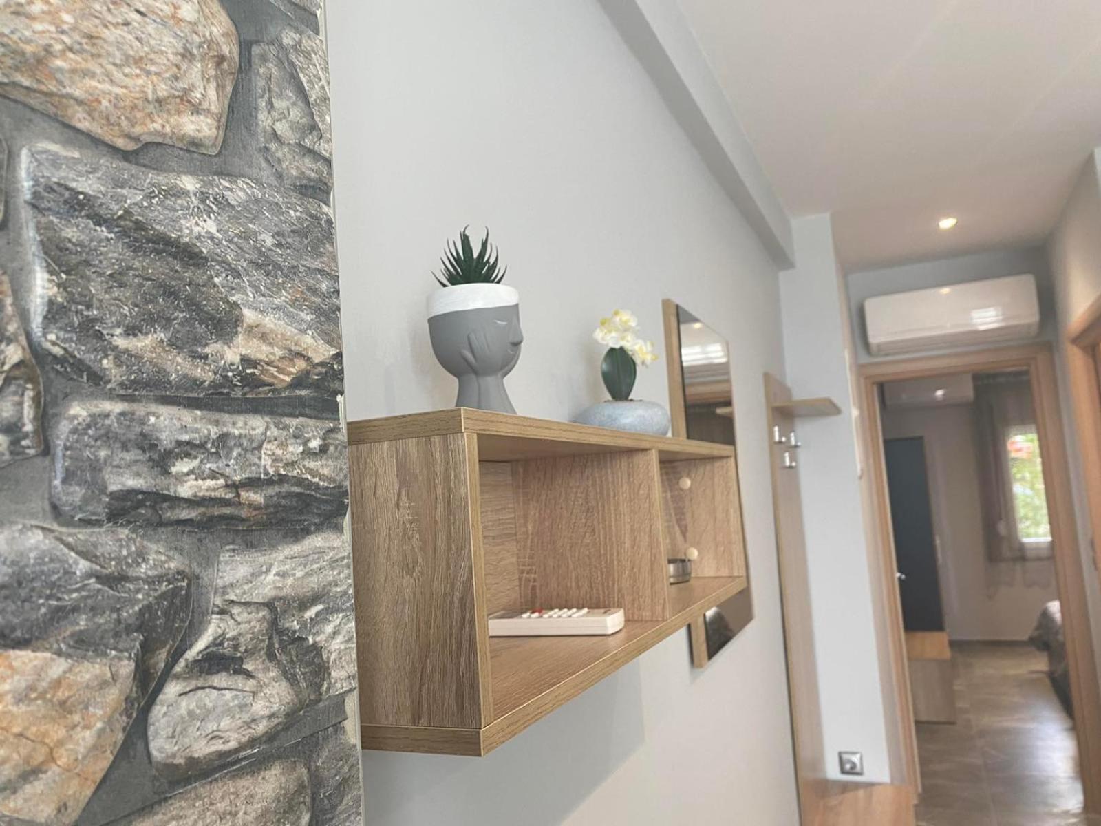 Thalassa Apartment